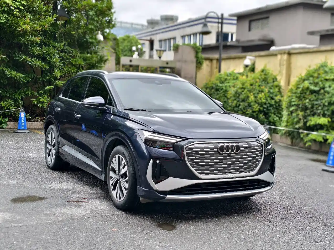 Audi Q4 e-tron 2024