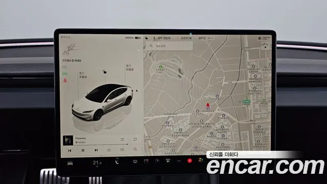 Tesla Model 3 2024