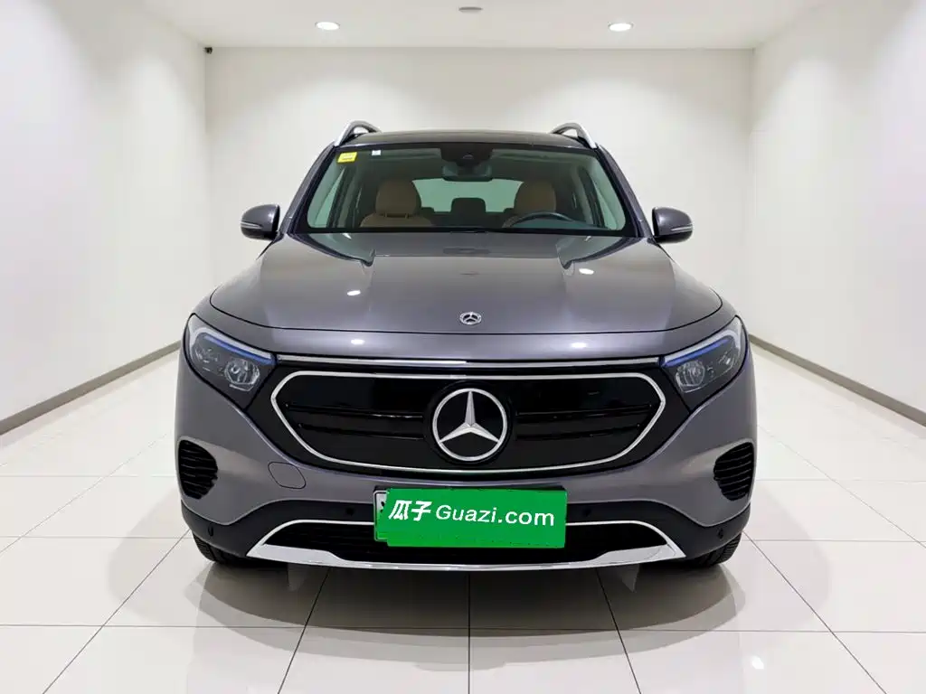 Mercedes-Benz EQB 2024