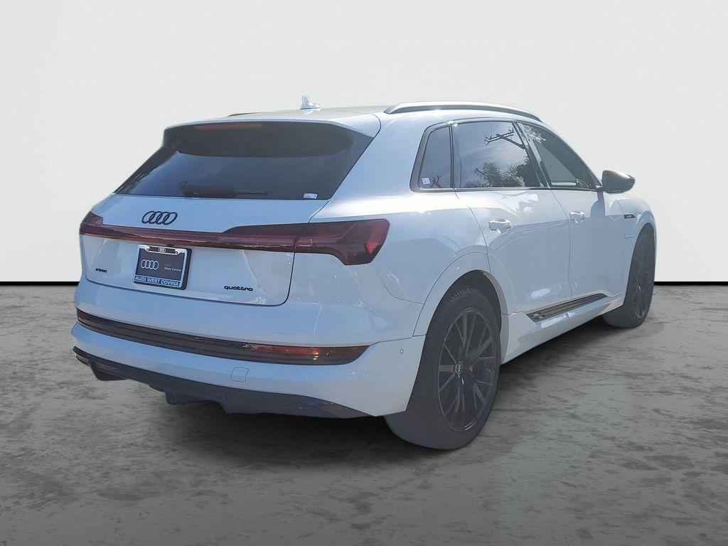 Audi e-tron 2022
