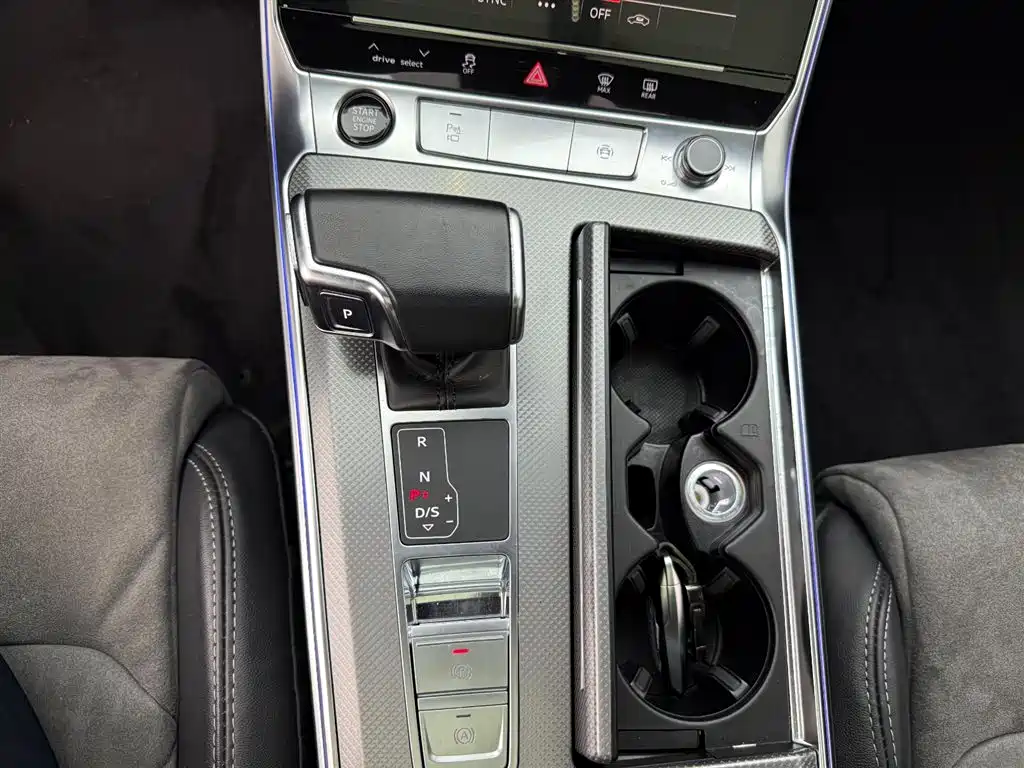 Audi e-tron 2023