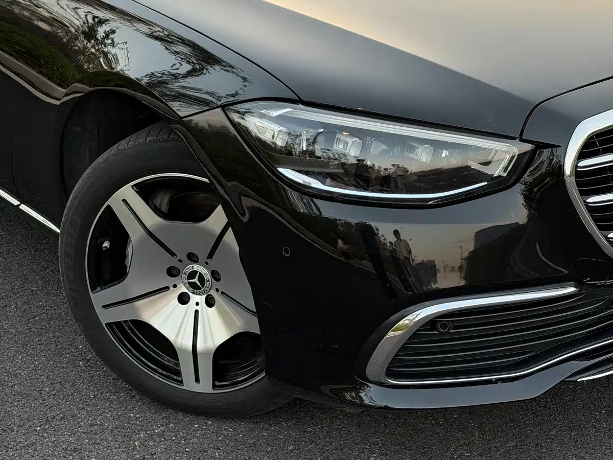 Mercedes-Benz S-Класс 2021