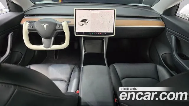 Tesla Model 3 2020