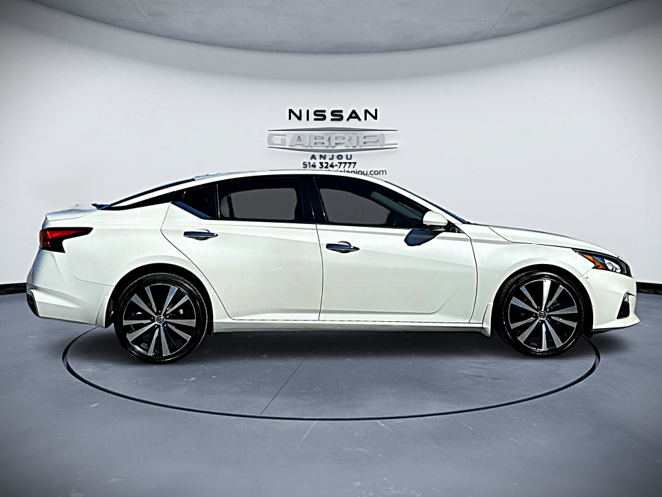 Nissan Altima 2020