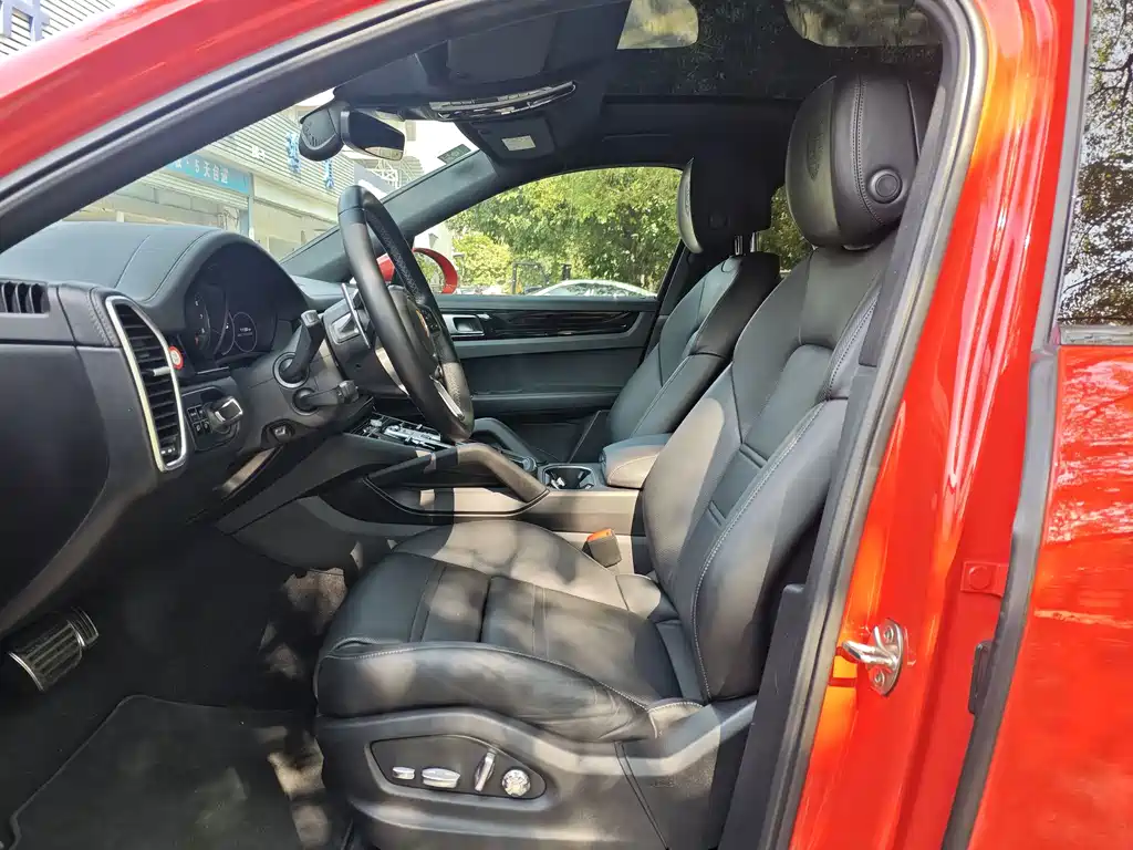Porsche Cayenne 2020