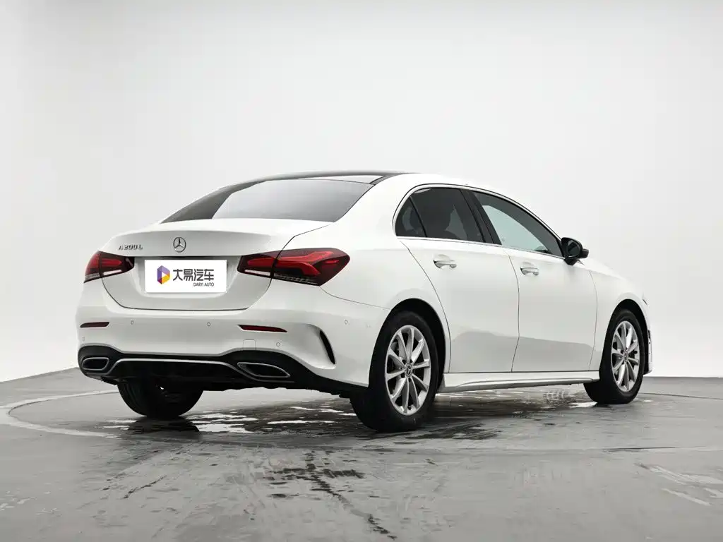 Mercedes-Benz A-Класс 2021