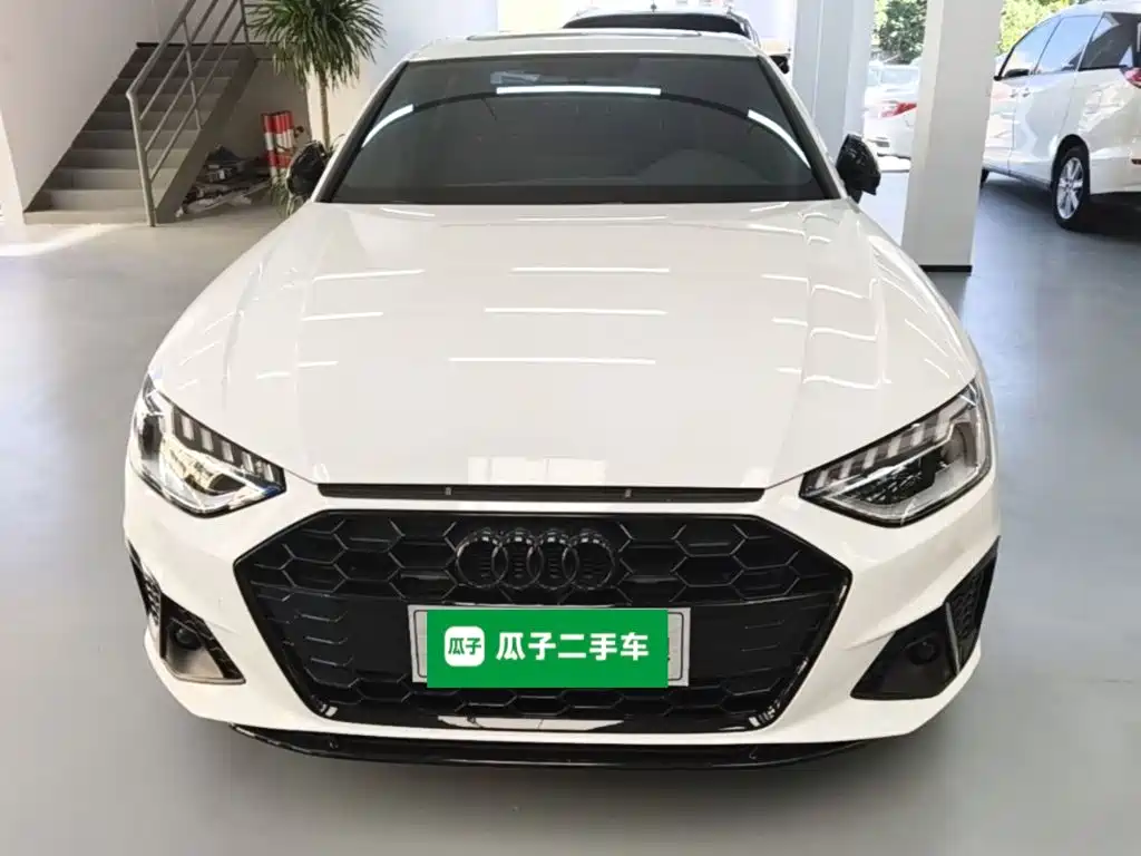 Audi A4 2024