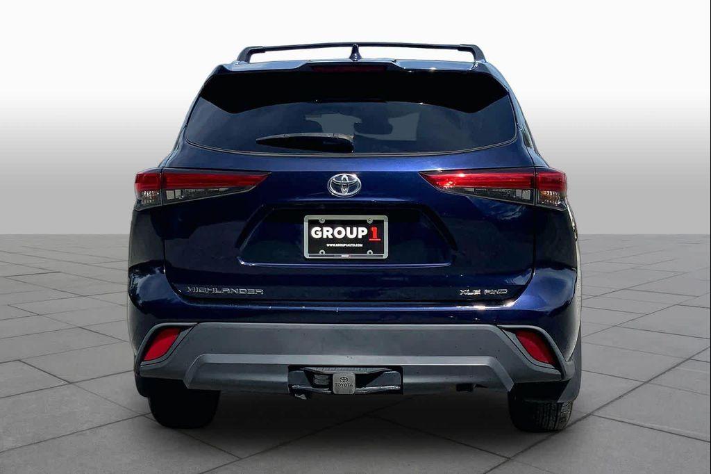 Toyota Highlander 2021