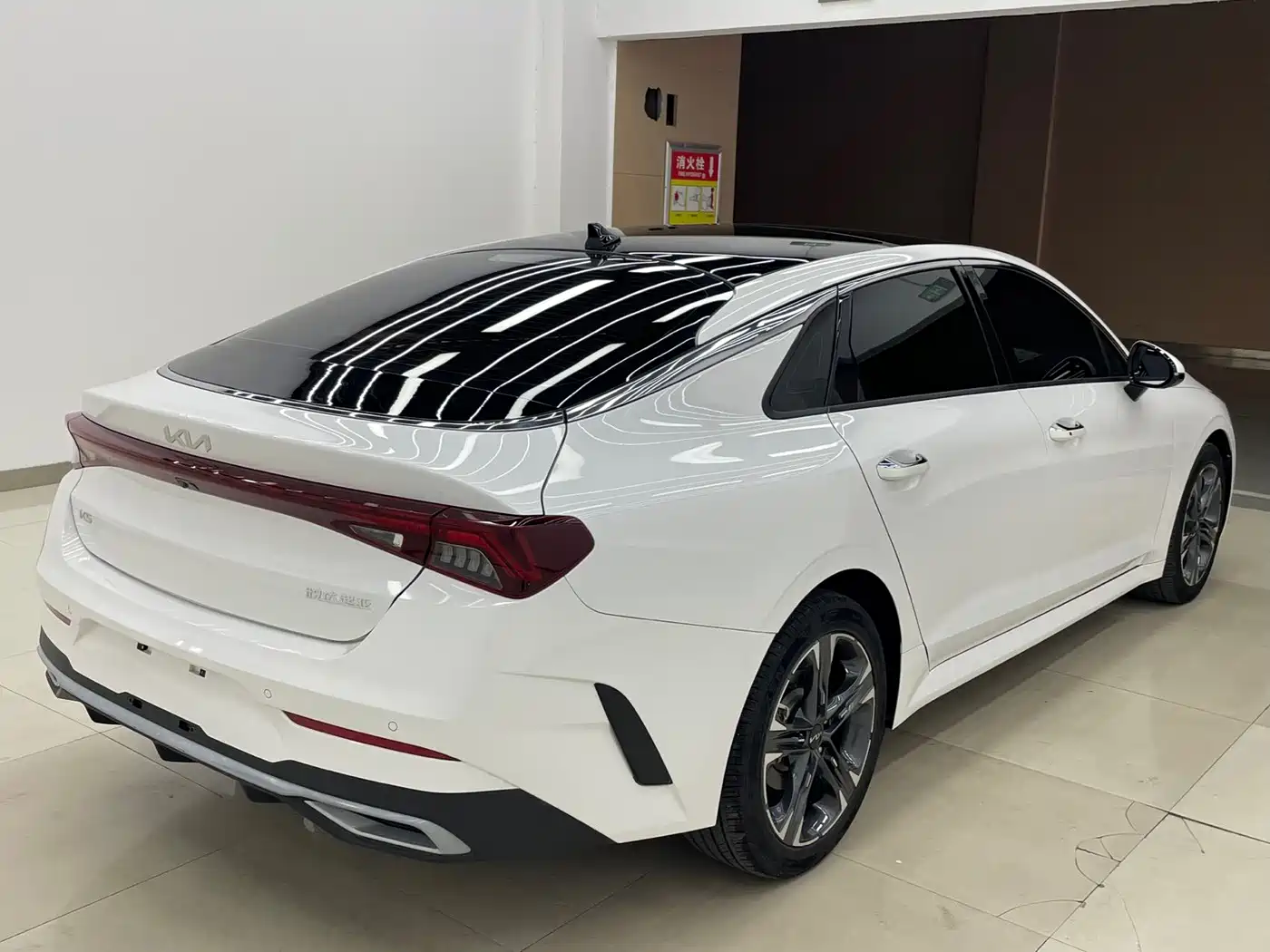 Kia K5 2023