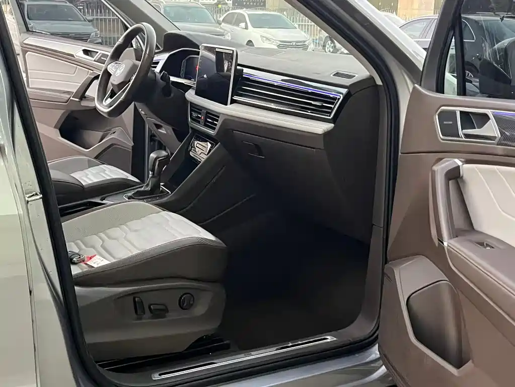 Volkswagen Tiguan 2022