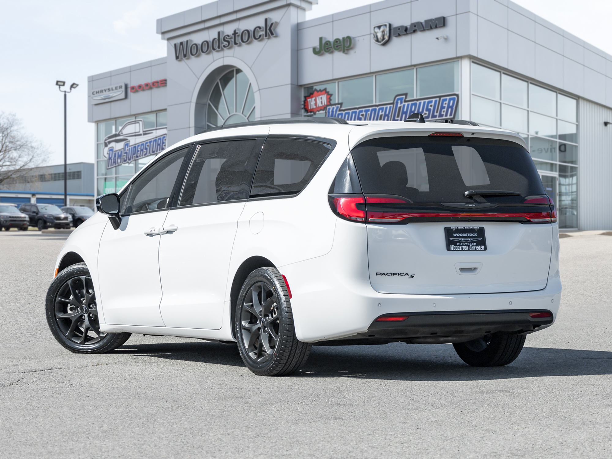 Chrysler Pacifica 2024