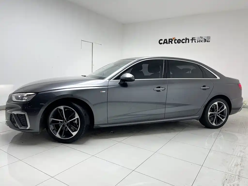 Audi A4 2024