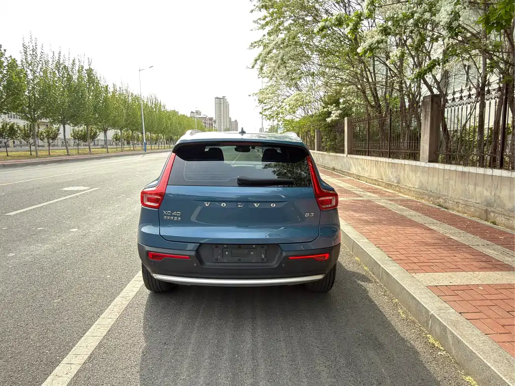 Volvo XC40 2023