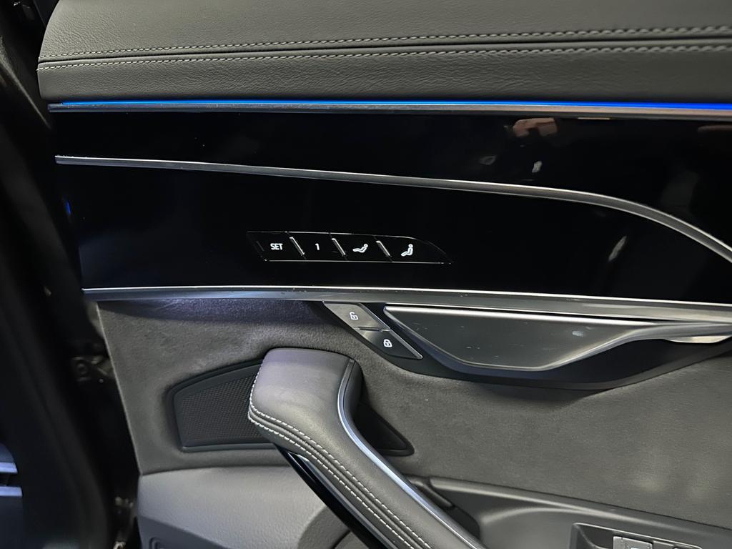 Audi A8 2022