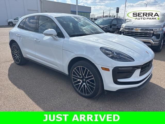 Porsche Macan 2024