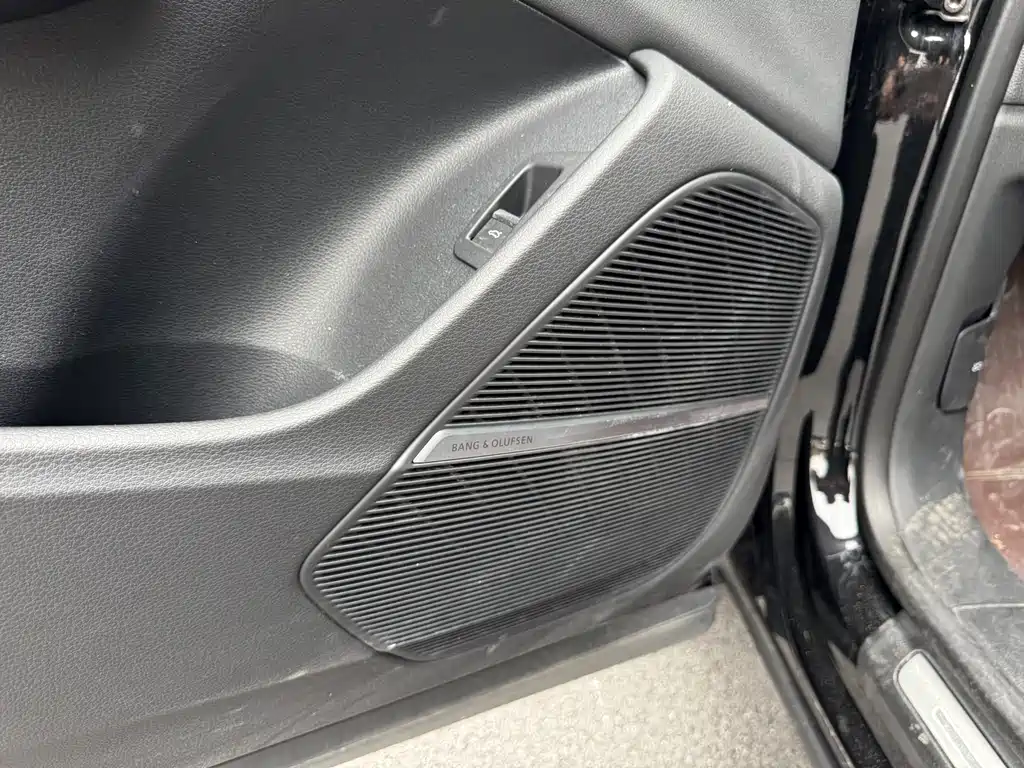 Audi Q8 2023