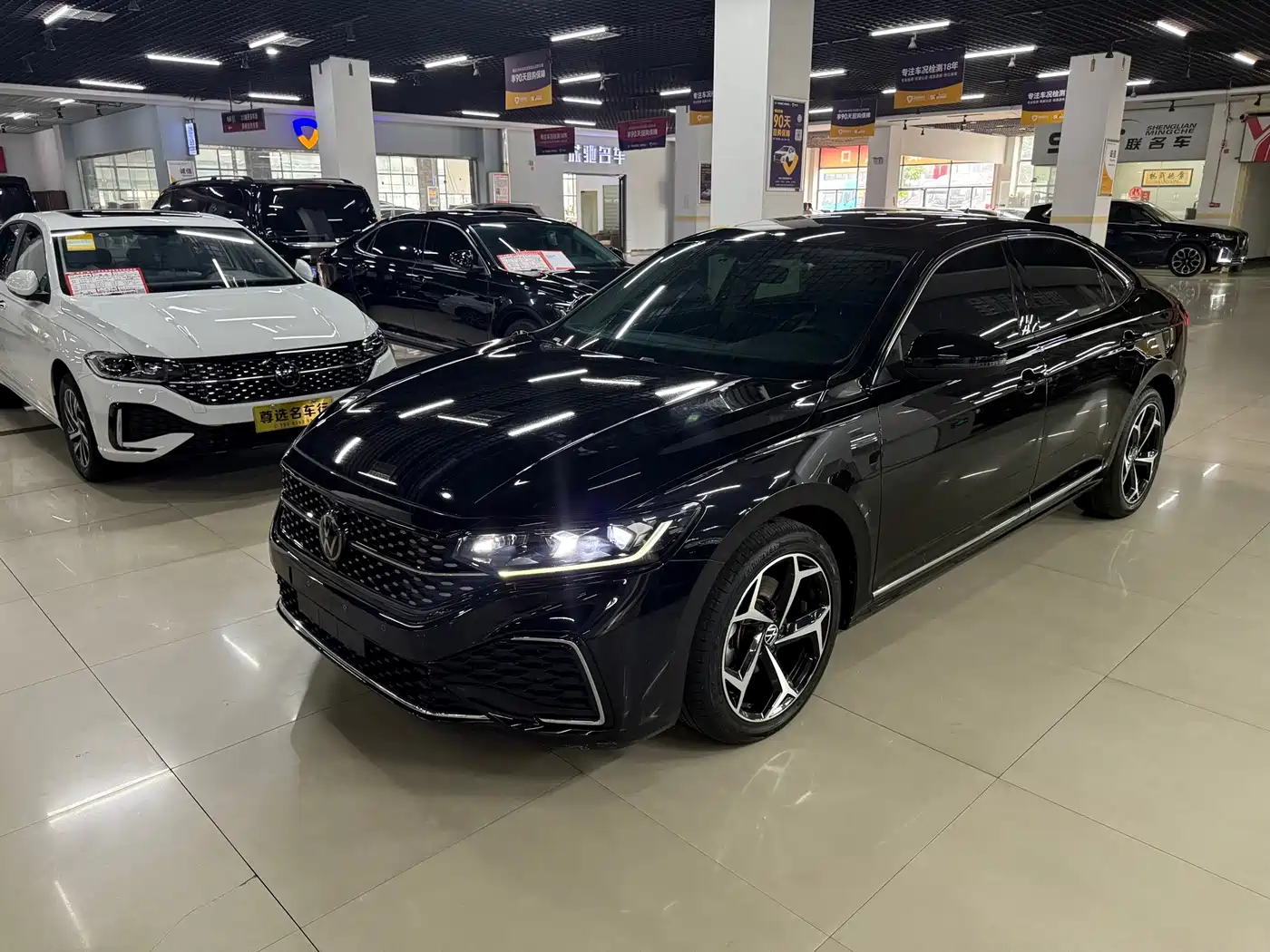 Volkswagen Passat 2023