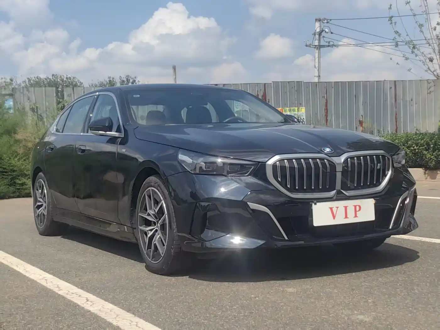 BMW i5 2025
