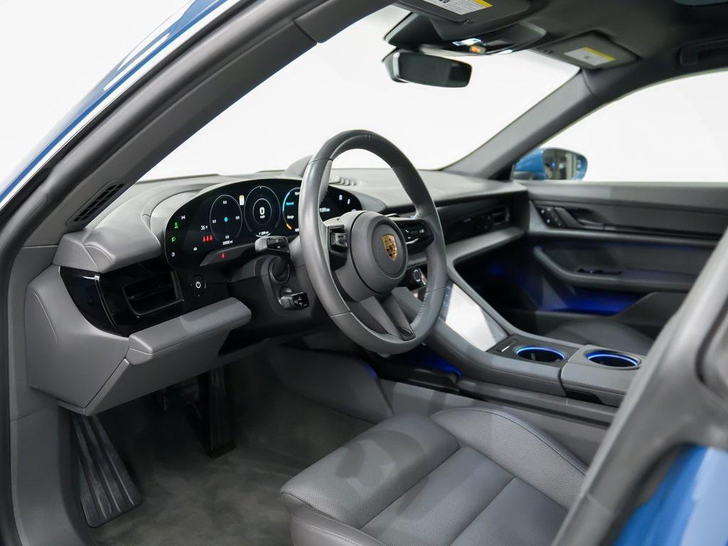 Porsche Taycan 2022
