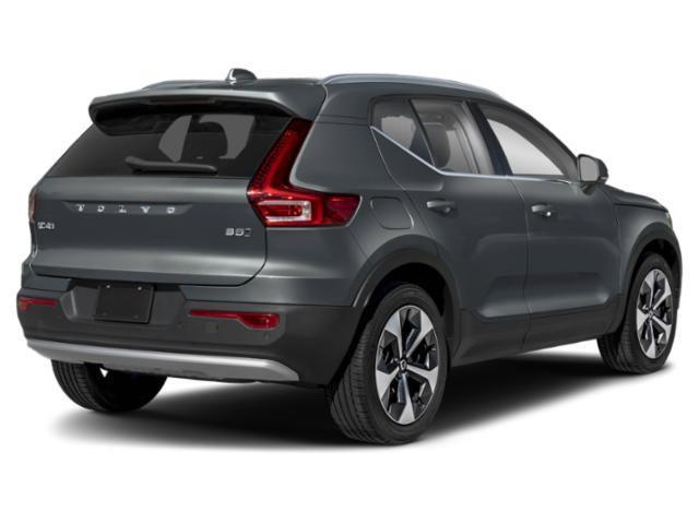 Volvo XC40 2025