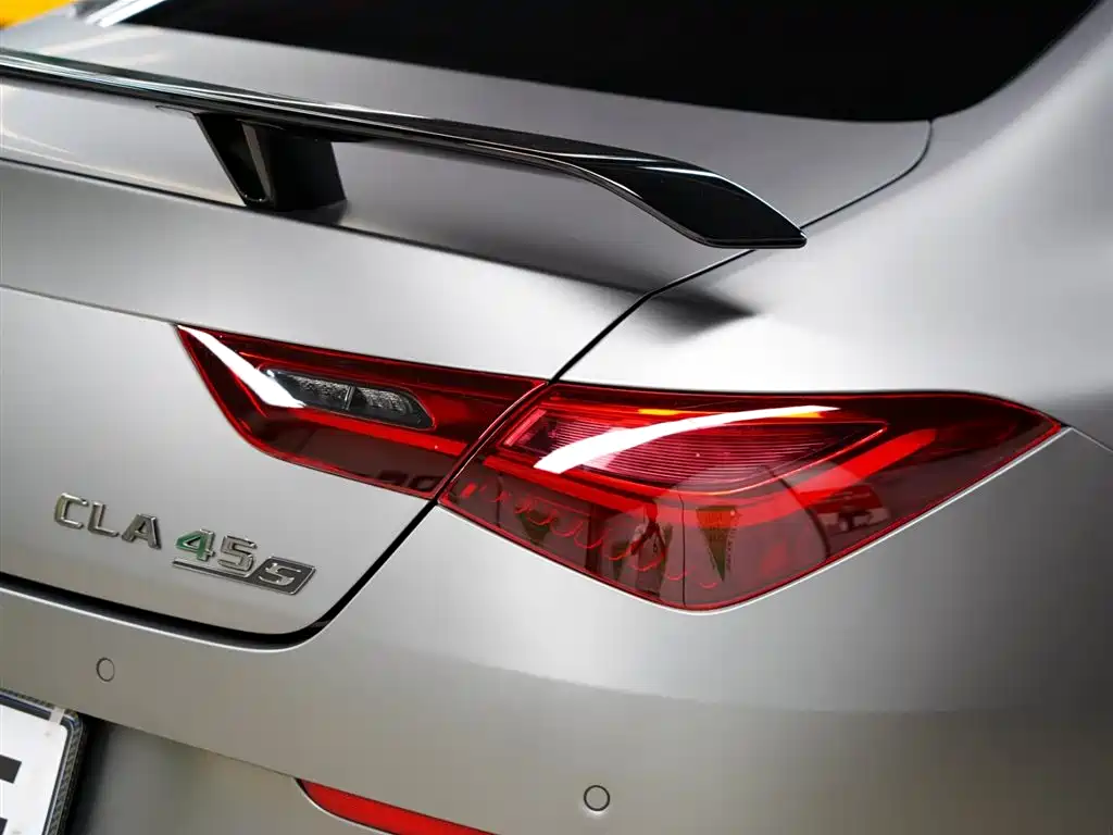 Mercedes-Benz CLA AMG 2024