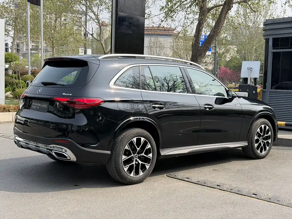 Mercedes-Benz GLC 2024