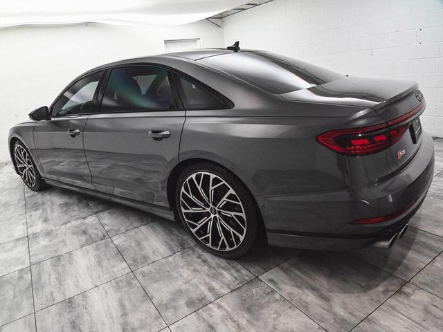 Audi S8 2021