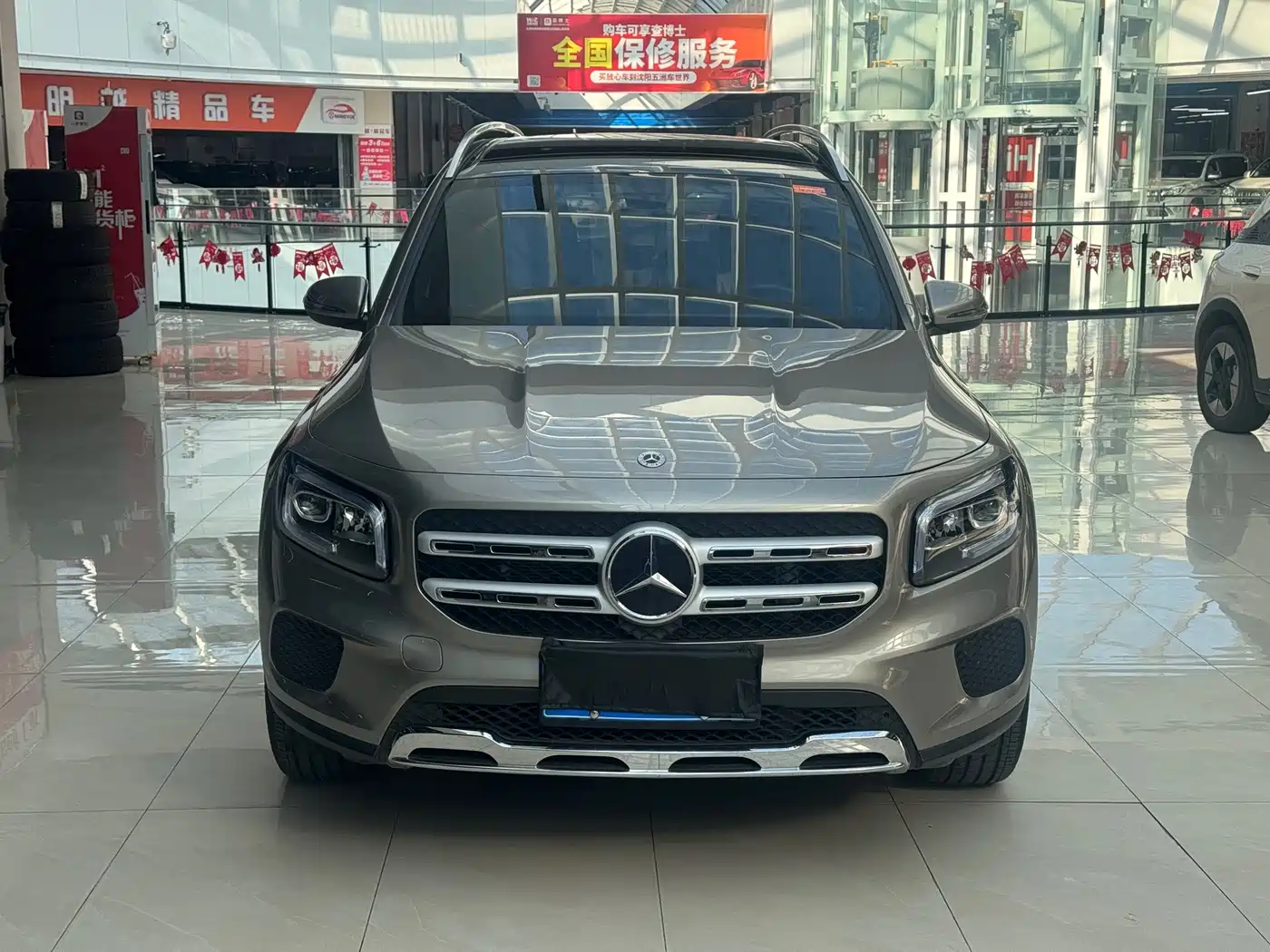 Mercedes-Benz GLB 2023