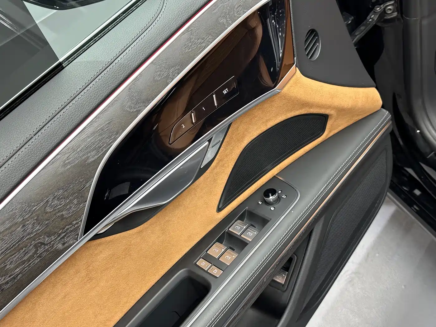 Audi A8 2025