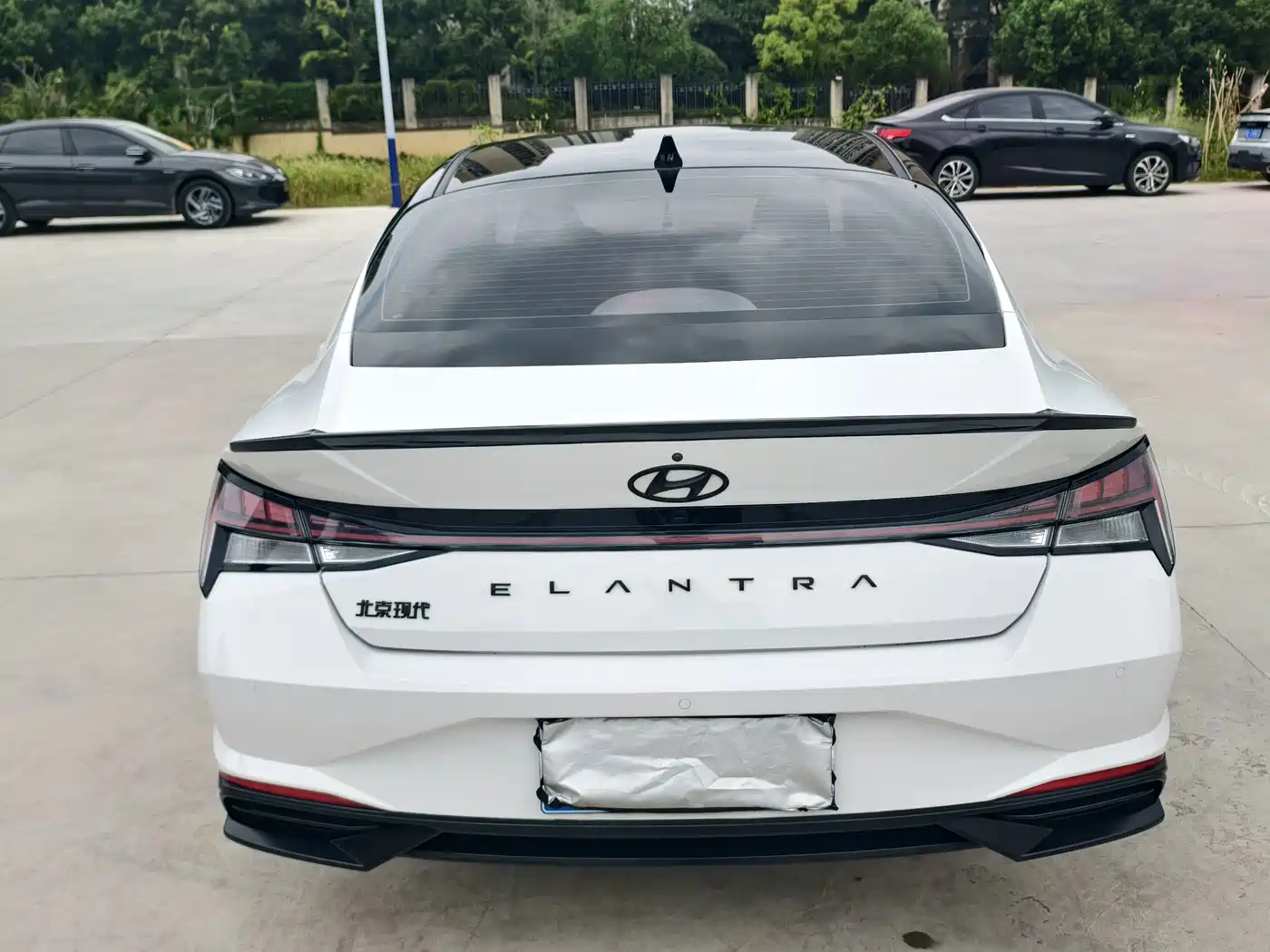 Hyundai Elantra 2023