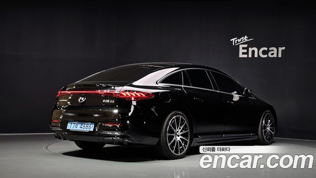 Mercedes-Benz EQS 2023