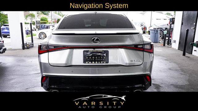 Lexus IS 2023