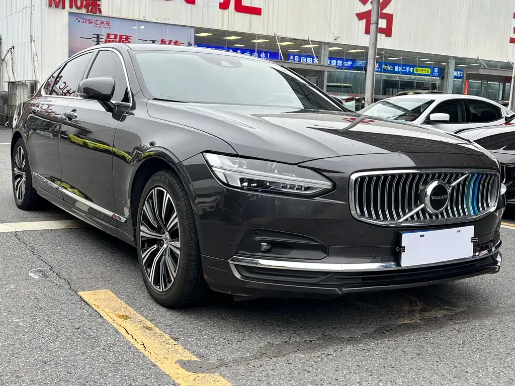 Volvo S90 2021