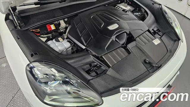 Porsche Cayenne 2020