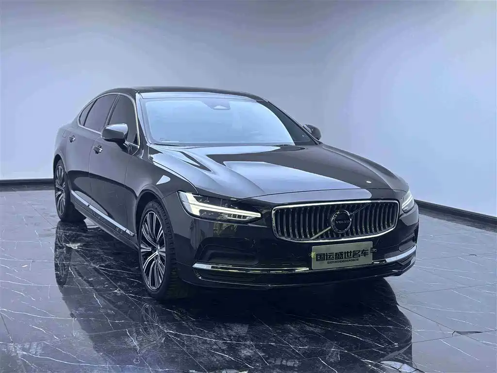 Volvo S90 2022