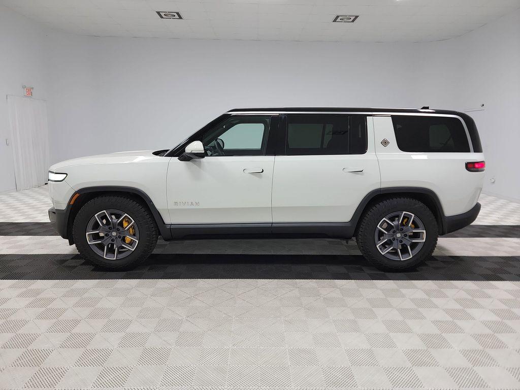 Rivian R1S 2024
