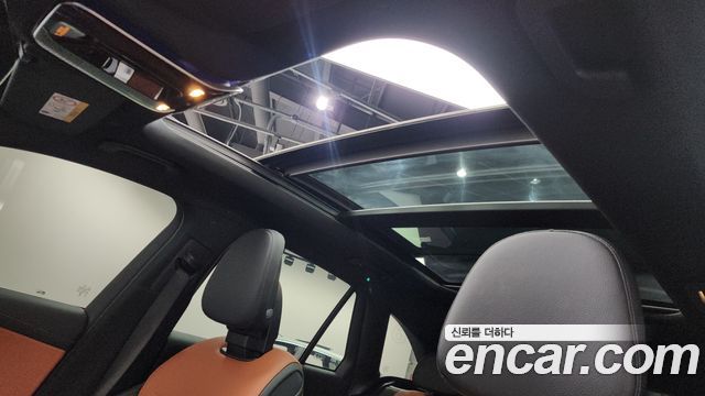 Mercedes-Benz GLC 2023