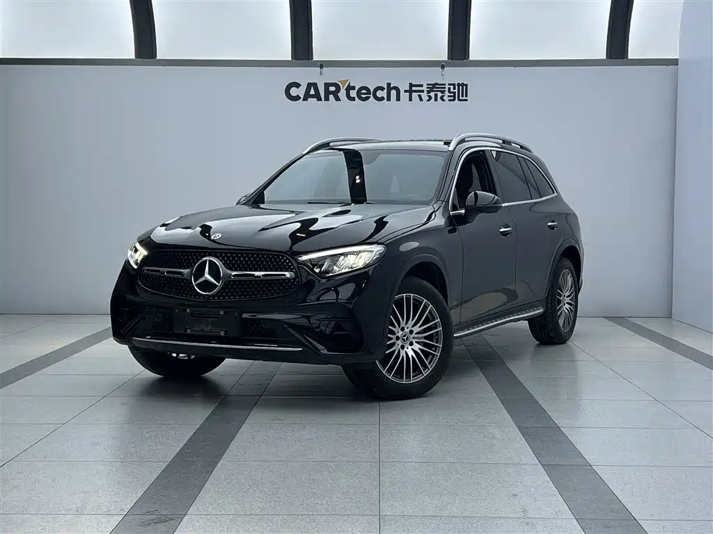 Mercedes-Benz GLC 2023