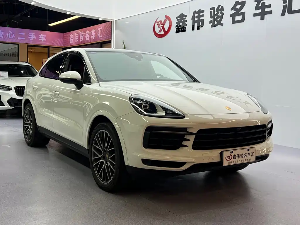 Porsche Cayenne 2021