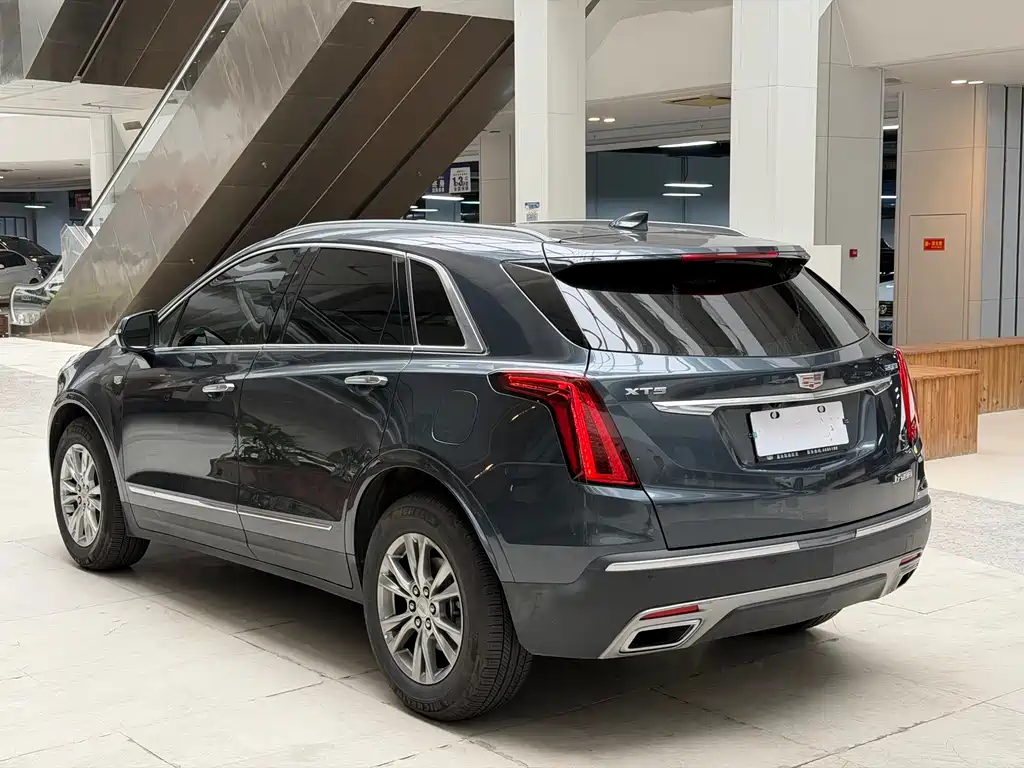Cadillac XT5 2024