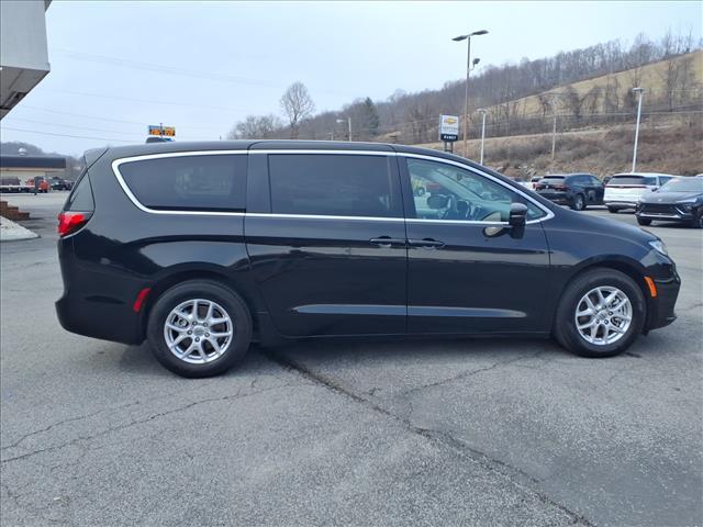 Chrysler Pacifica 2024