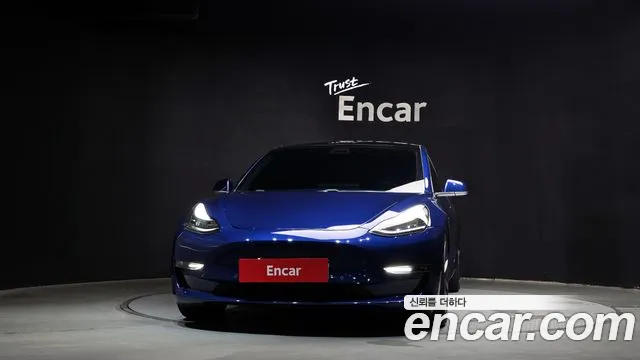 Tesla Model 3 2020