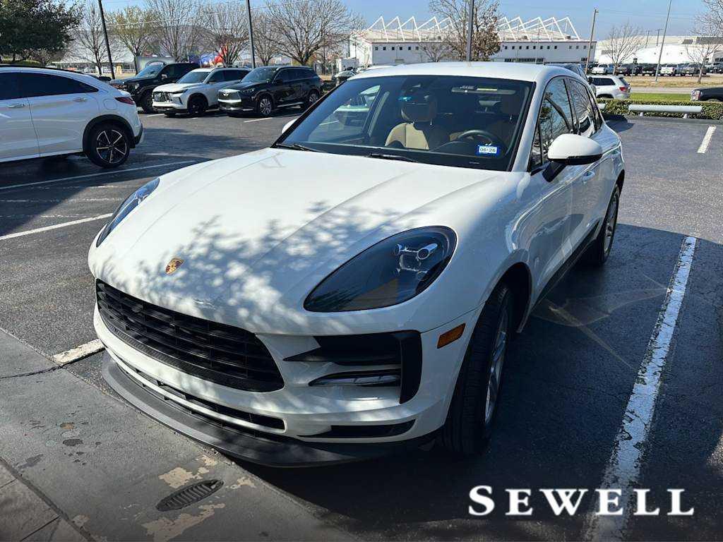 Porsche Macan 2021