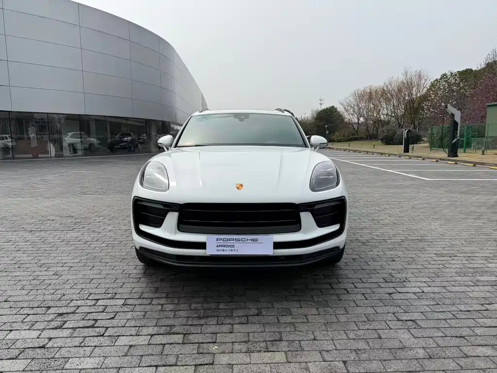 Porsche Macan 2023