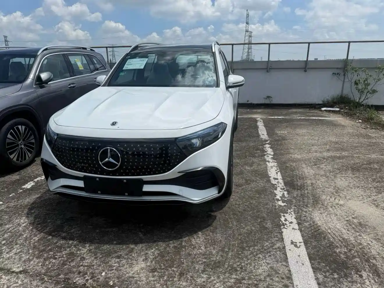 Mercedes-Benz EQB 2025