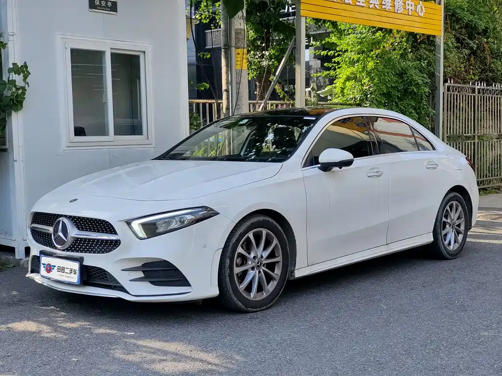 Mercedes-Benz A-Класс 2021