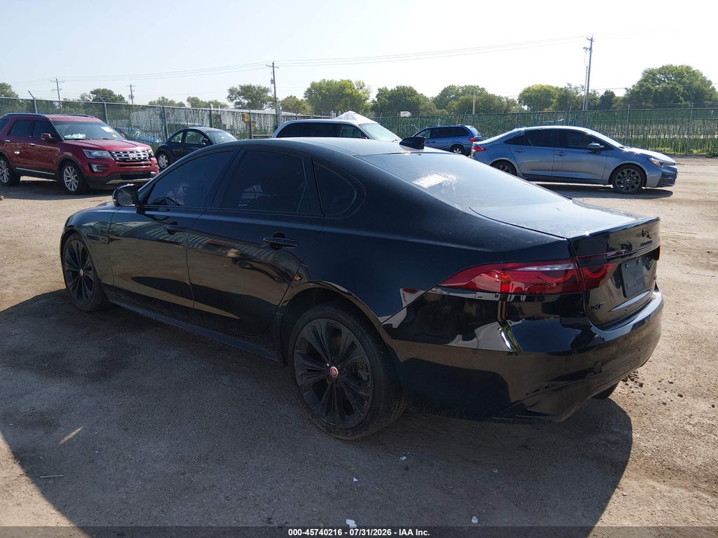 Jaguar XF 2021
