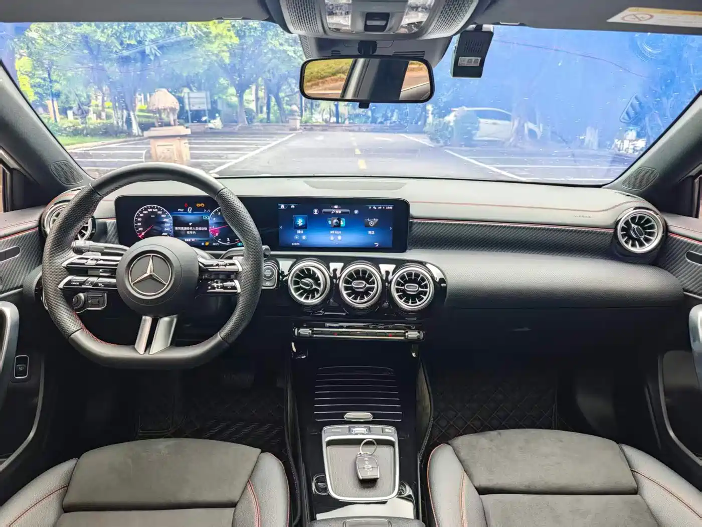 Mercedes-Benz A-Класс 2024