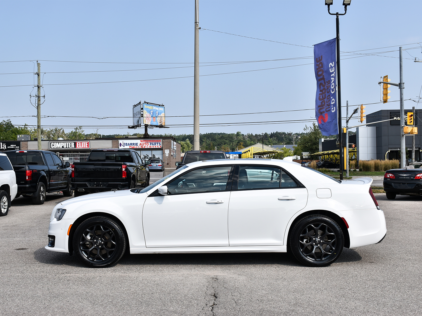 Chrysler 300 2023