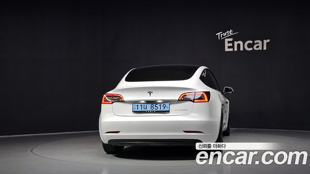 Tesla Model 3 2021